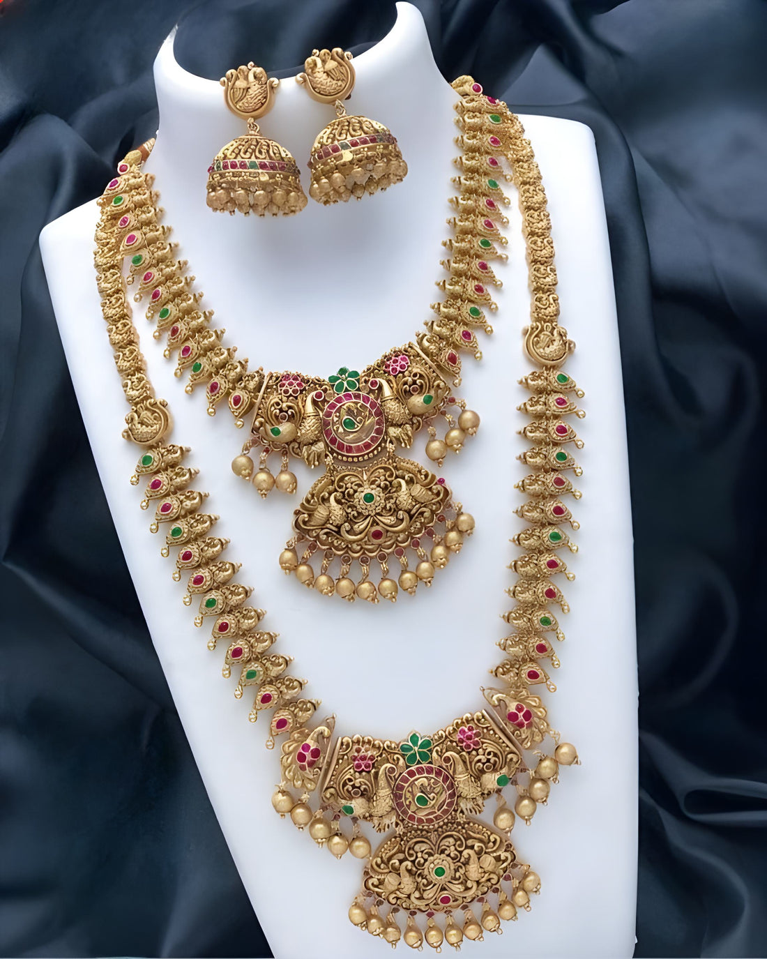 Women's Exquisite Gold-Plated Kundan Bridal Jewelry Set - Traditional Indian Design