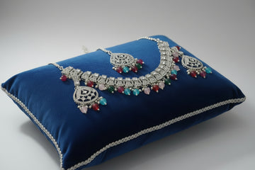 Multicolor Kundan Choker Necklace Set with Beads & Earrings